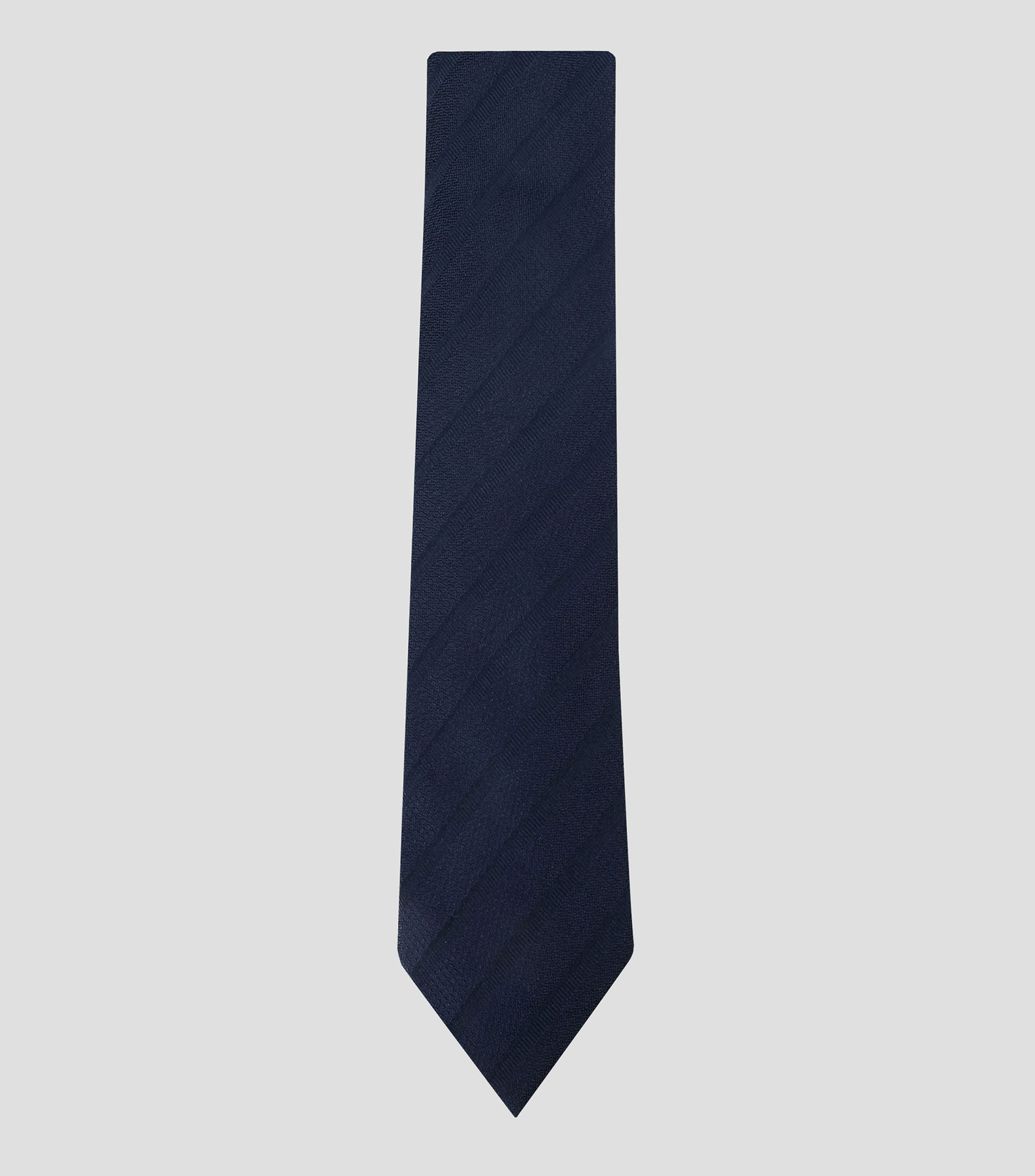 Corbata ancha en seda con rayas
